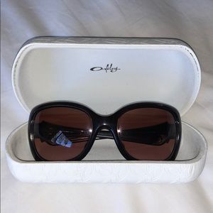 Oakley ladies sunglasses